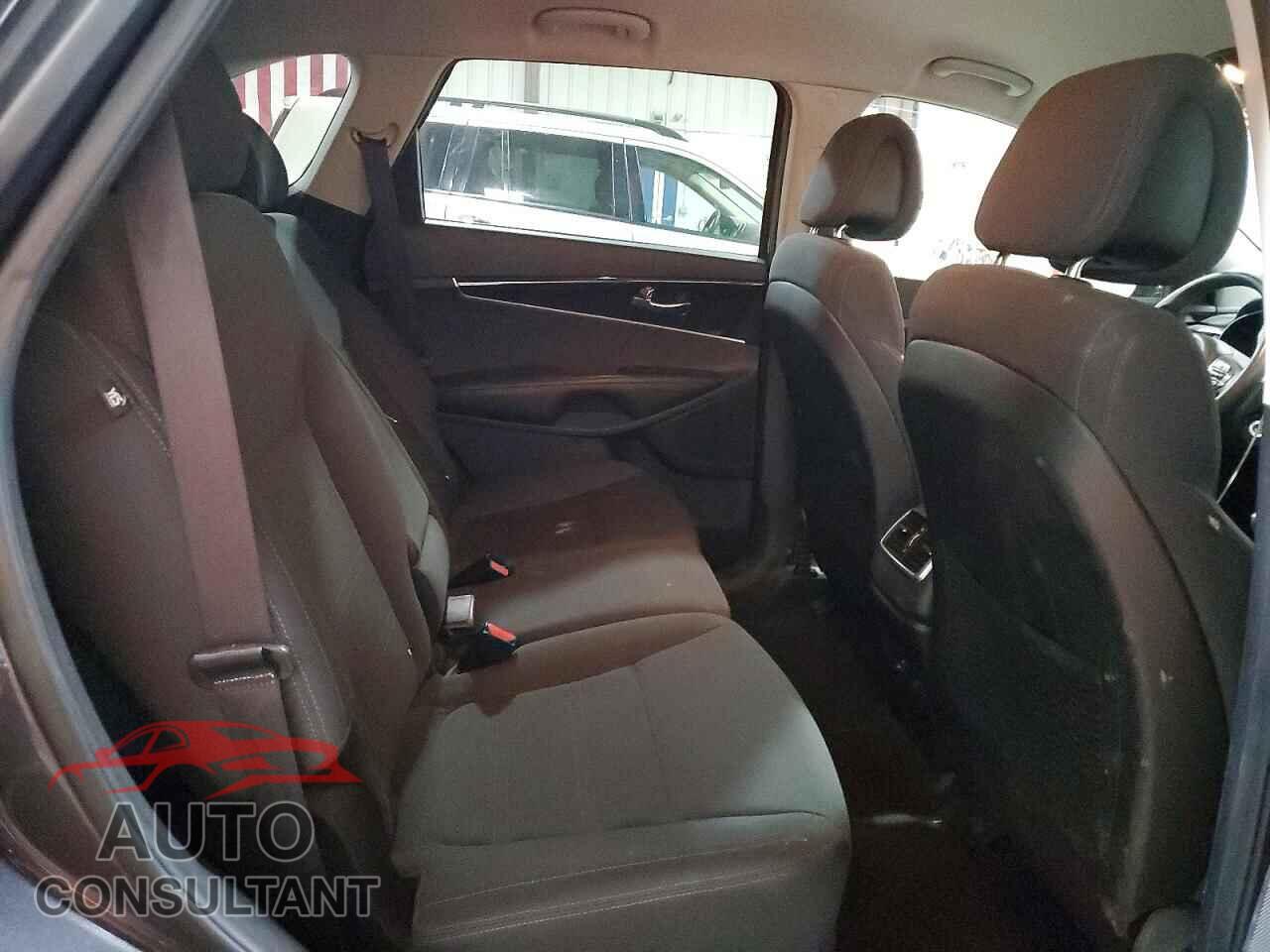 KIA SORENTO 2016 - 5XYPGDA36GG052943