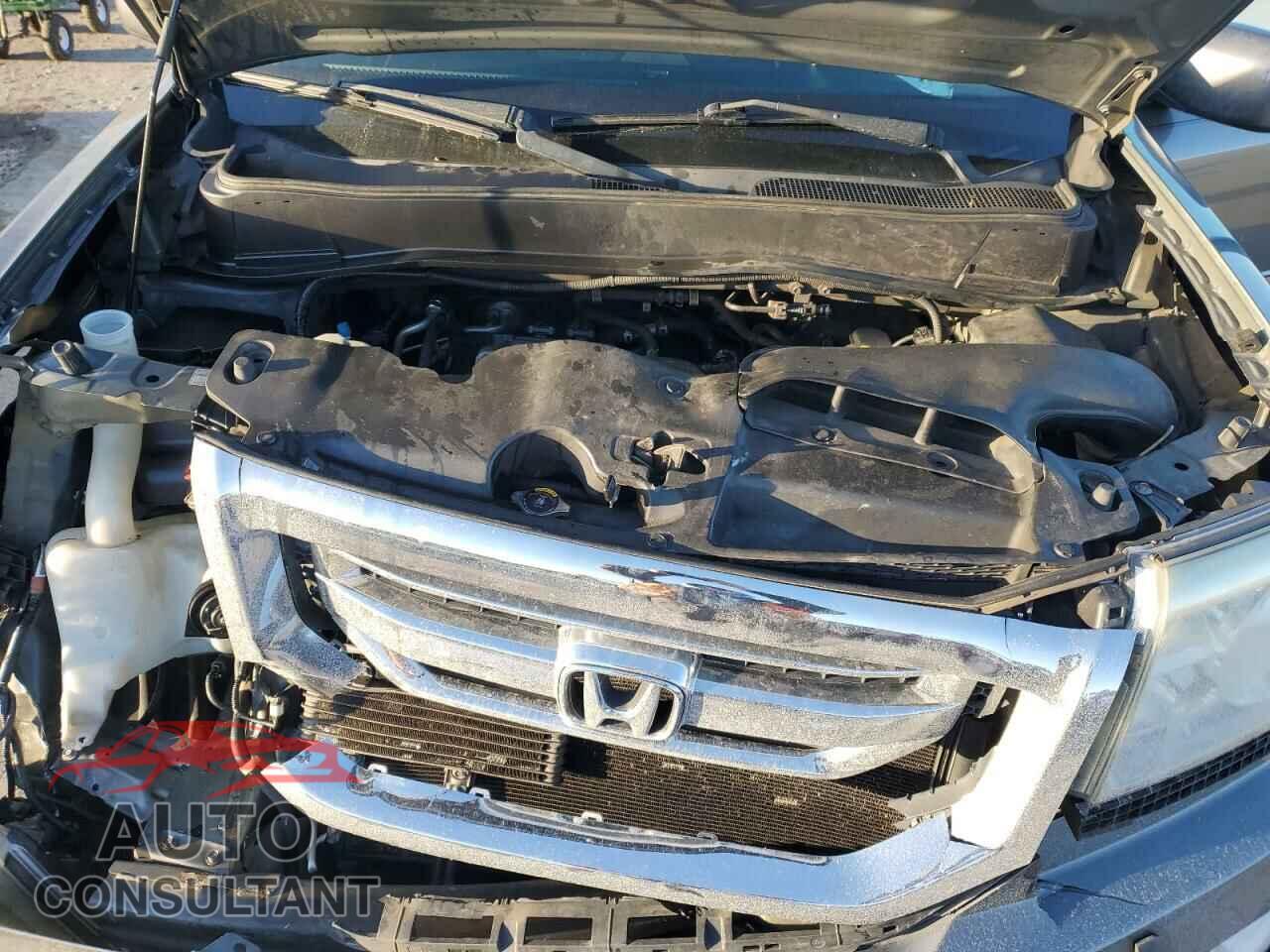 HONDA PILOT 2011 - 5FNYF4H69BB031608