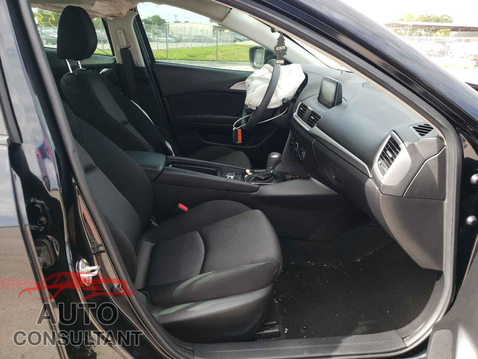 MAZDA 3 2017 - 3MZBN1U71HM139020