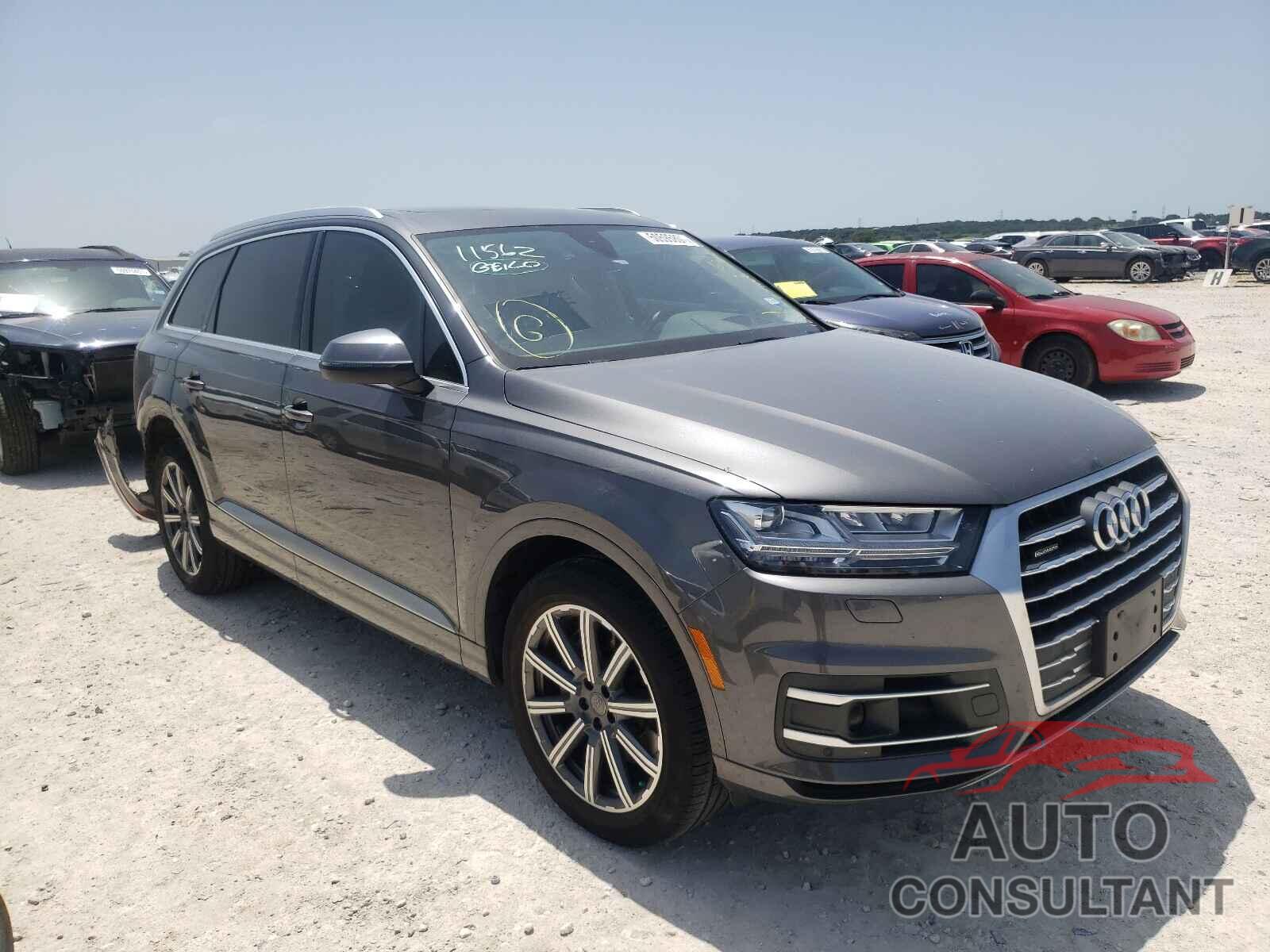 AUDI Q7 2018 - WA1VAAF76JD051665