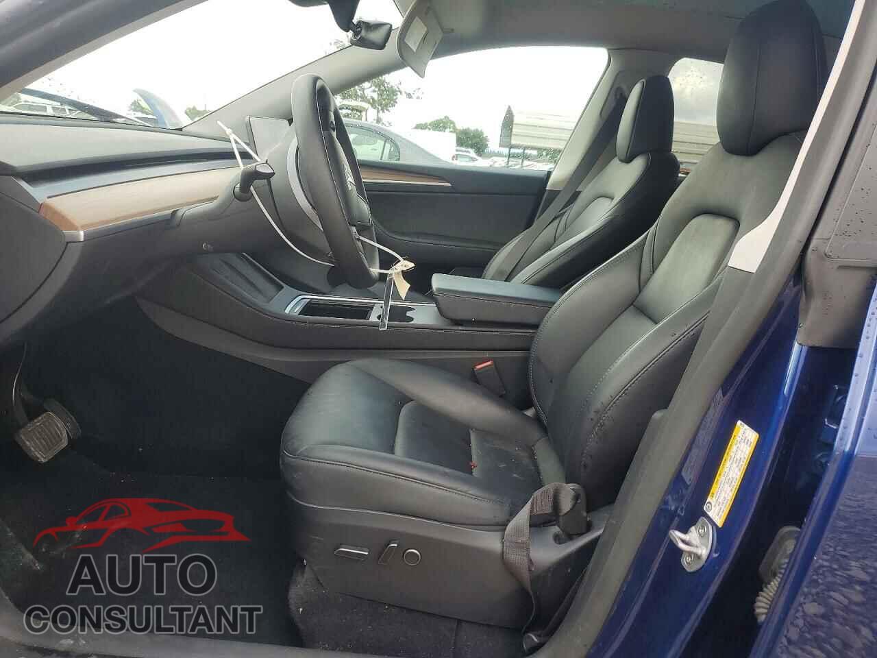 TESLA MODEL Y 2023 - 7SAYGDEE0PF809264