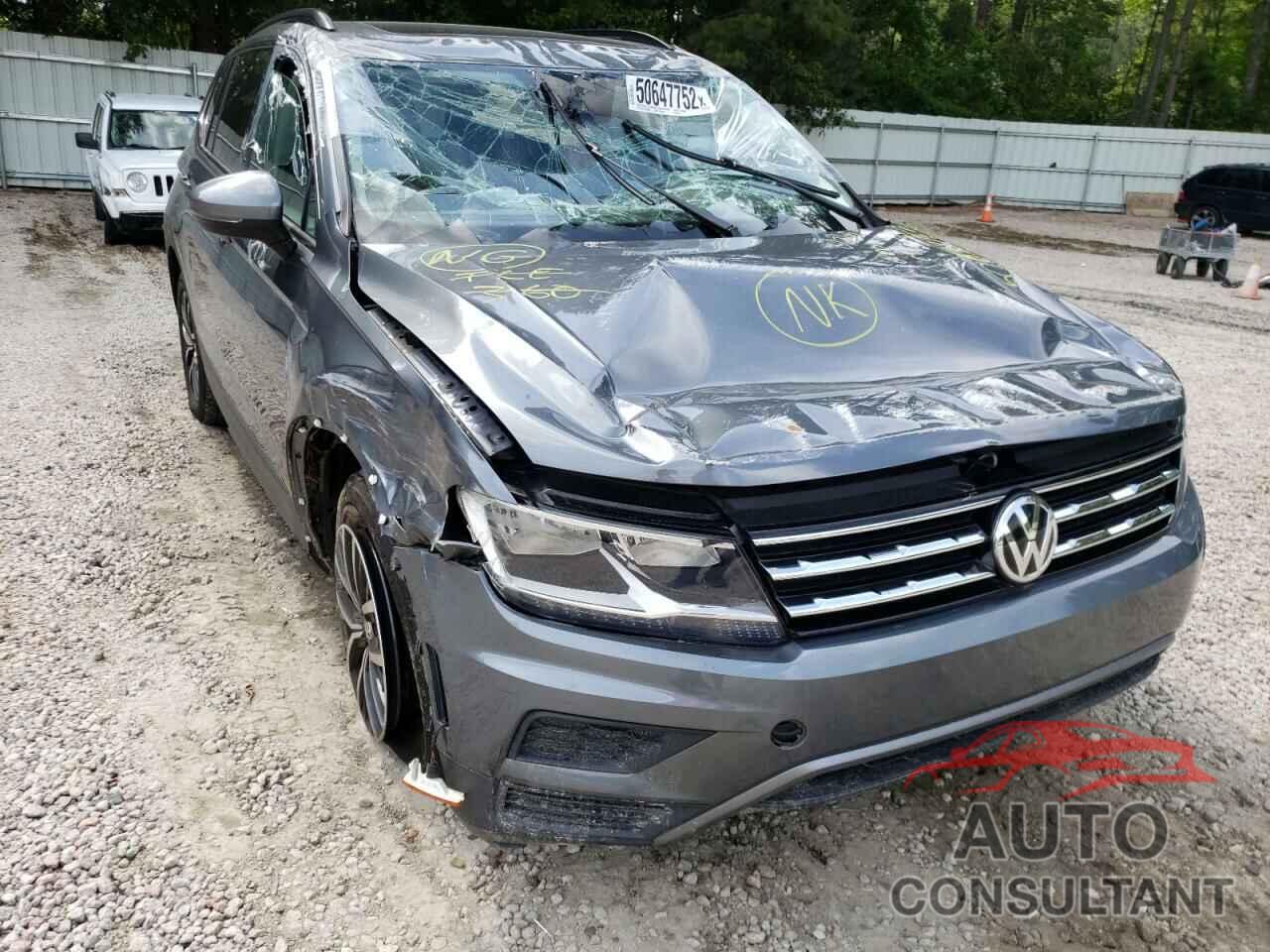 VOLKSWAGEN TIGUAN 2019 - 3VV3B7AX1KM047115