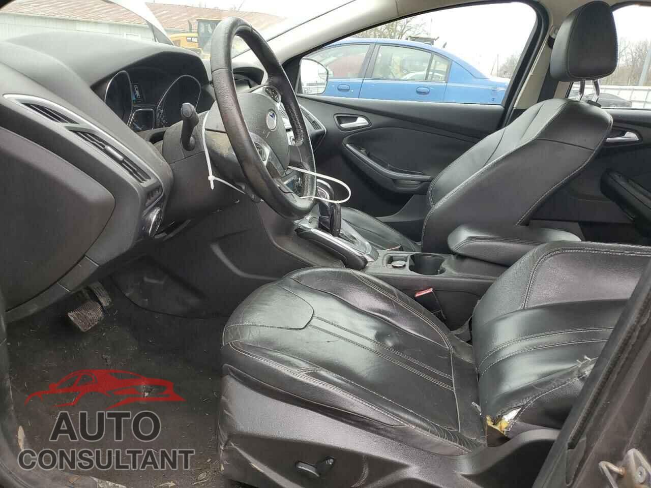 FORD FOCUS 2012 - 1FAHP3N21CL341362