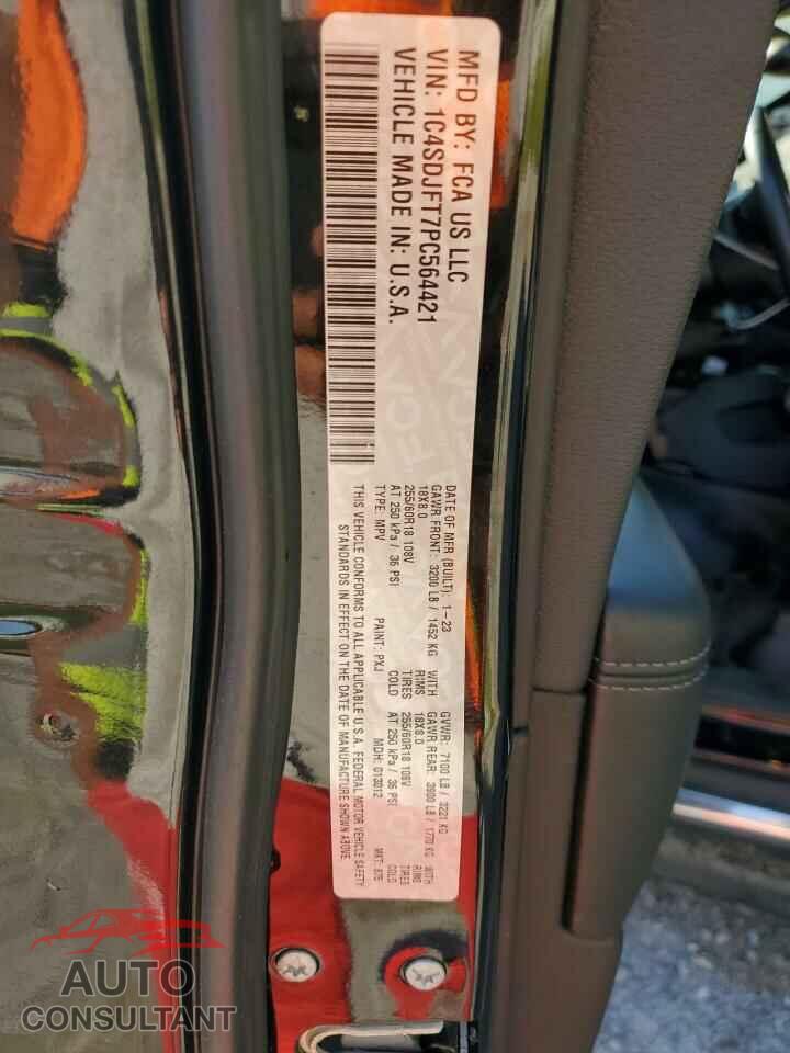 DODGE DURANGO 2023 - 1C4SDJFT7PC564421