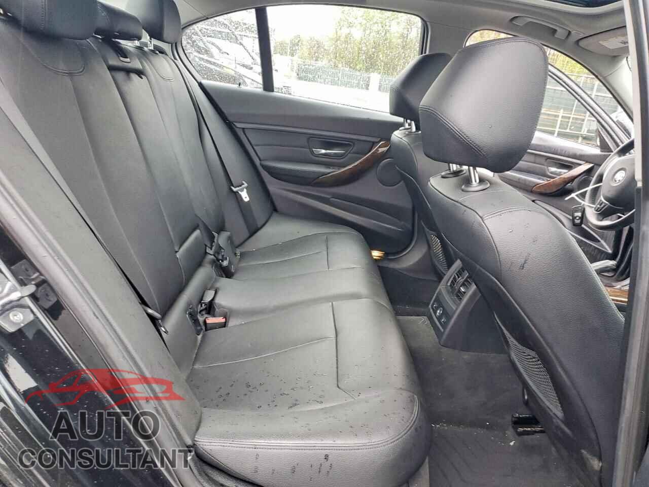 BMW 3 SERIES 2015 - WBA3B5C55FF961966