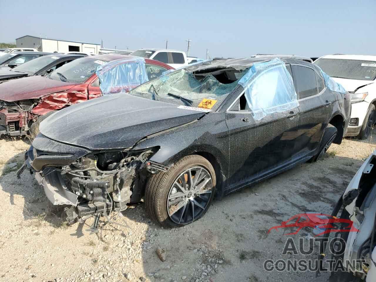 TOYOTA CAMRY 2024 - 4T1G11AKXRU205277