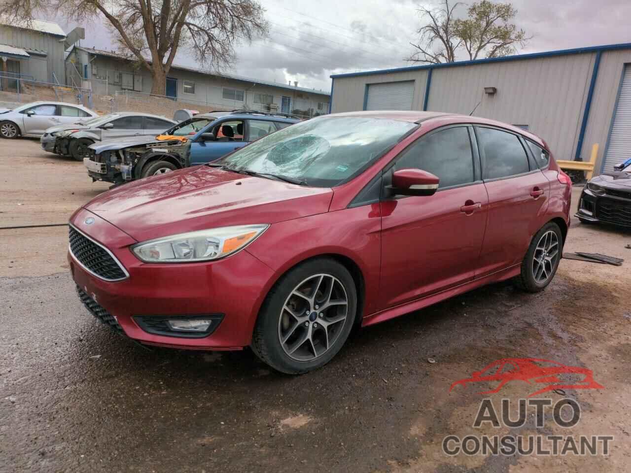 FORD FOCUS 2015 - 1FADP3K29FL261573