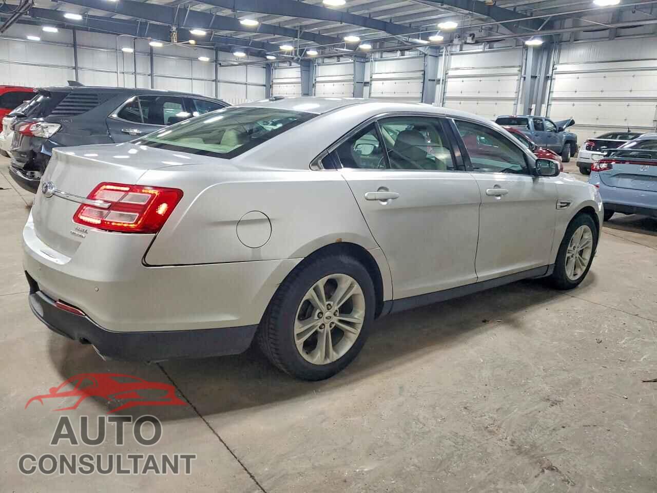 FORD TAURUS 2014 - 1FAHP2E84EG125662
