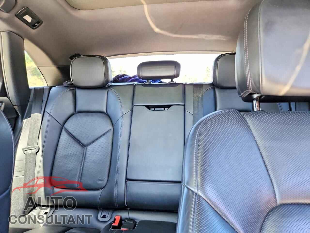 PORSCHE MACAN 2017 - WP1AB2A50HLB17610