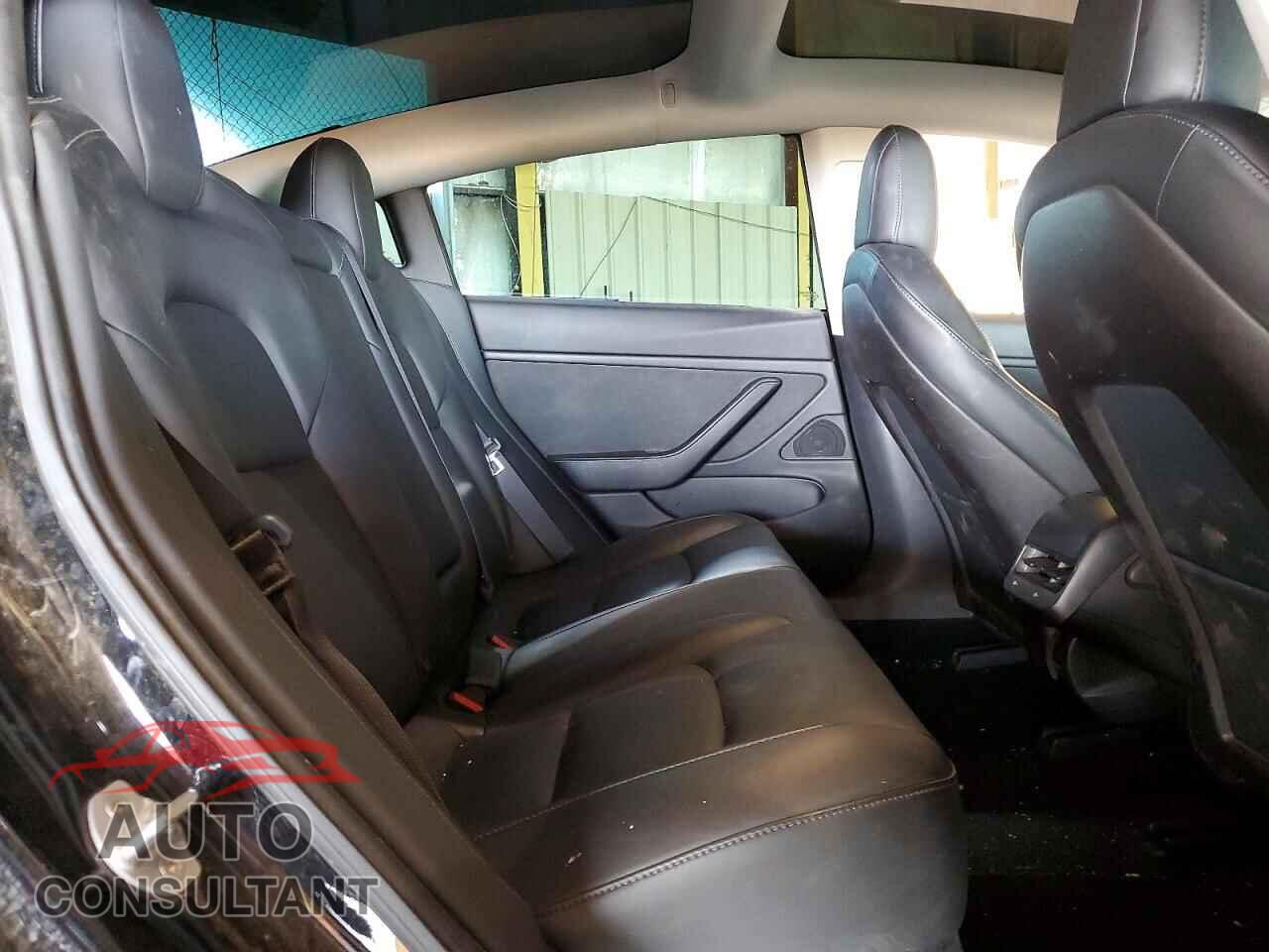TESLA MODEL 3 2019 - 5YJ3E1EA9KF422407