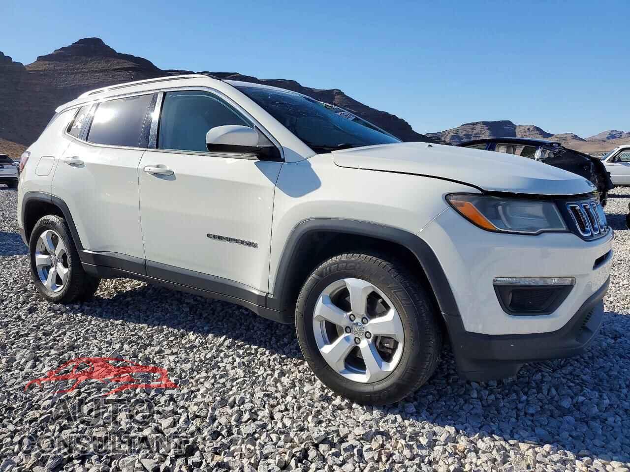 JEEP COMPASS 2017 - 3C4NJDBB9HT688653