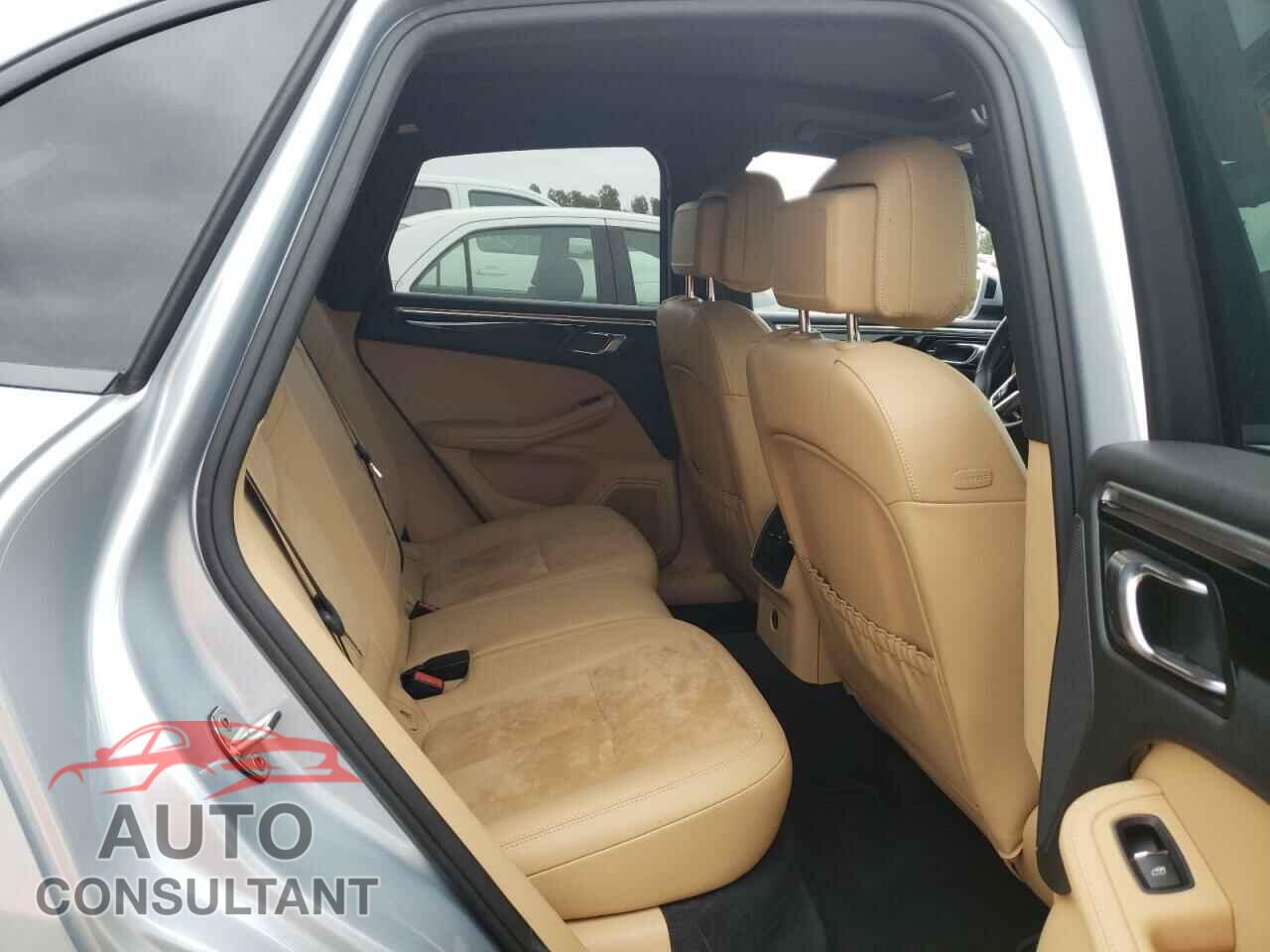 PORSCHE MACAN 2018 - WP1AA2A51JLB05247