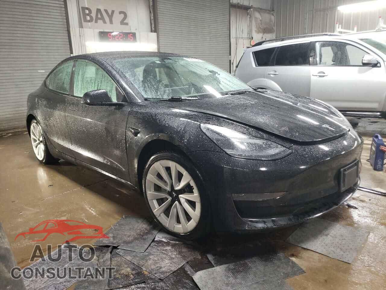 TESLA MODEL 3 2022 - 5YJ3E1EA0NF285796