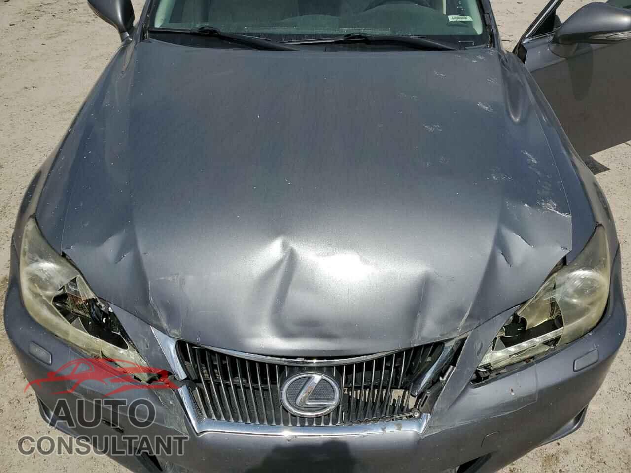 LEXUS IS 2012 - JTHBE5C29C5029121
