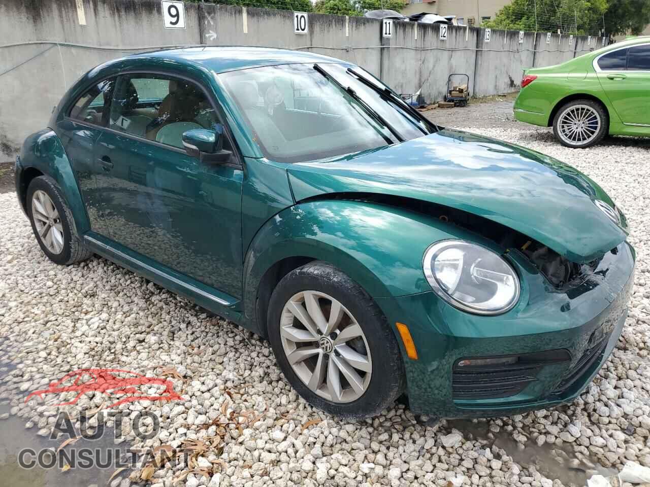 VOLKSWAGEN BEETLE 2017 - 3VWF17AT1HM626512