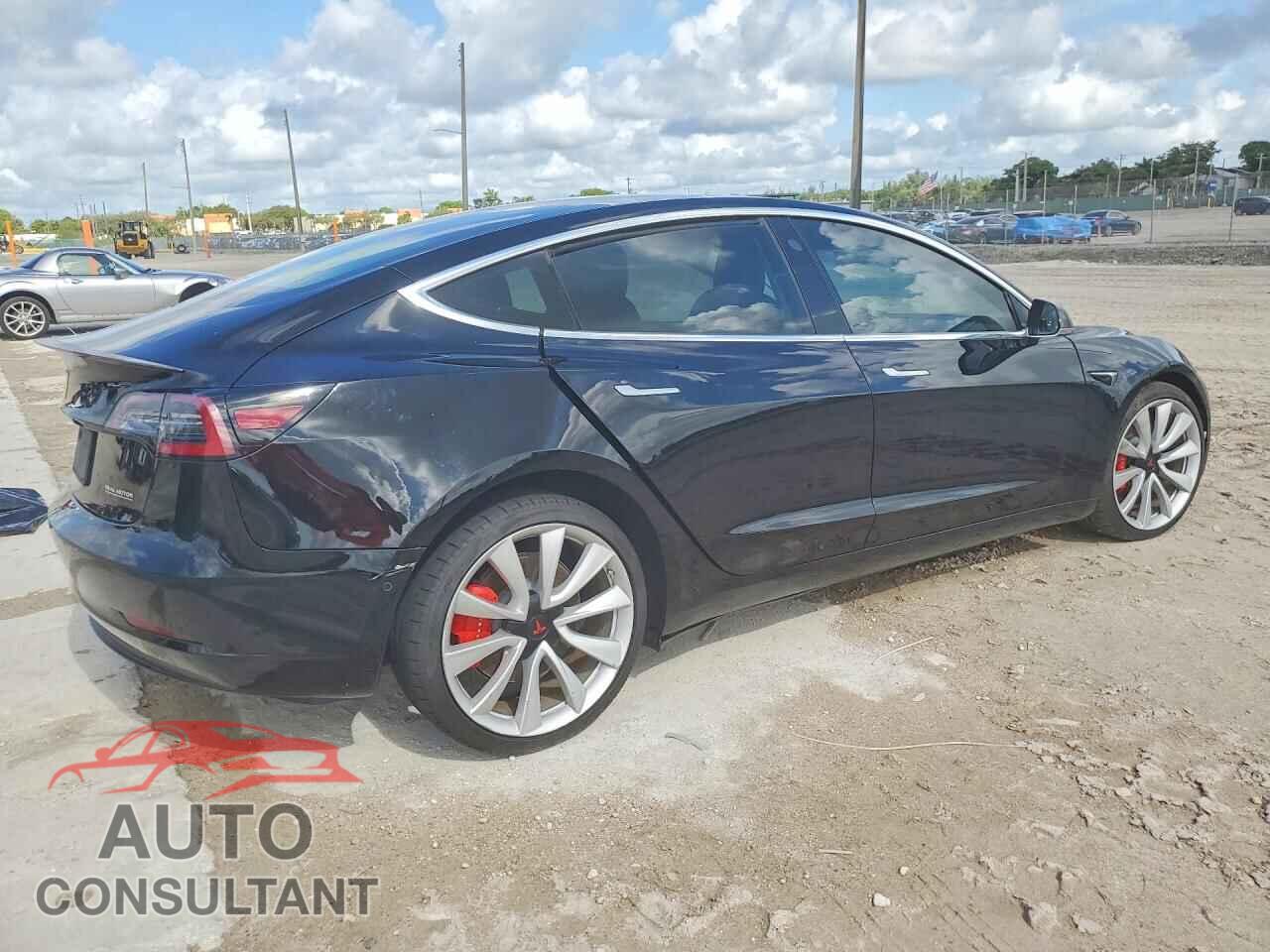 TESLA MODEL 3 2019 - 5YJ3E1EB6KF447645