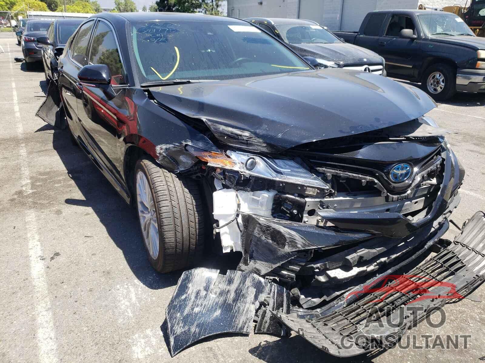 TOYOTA CAMRY 2019 - 4T1B21HK9KU514001