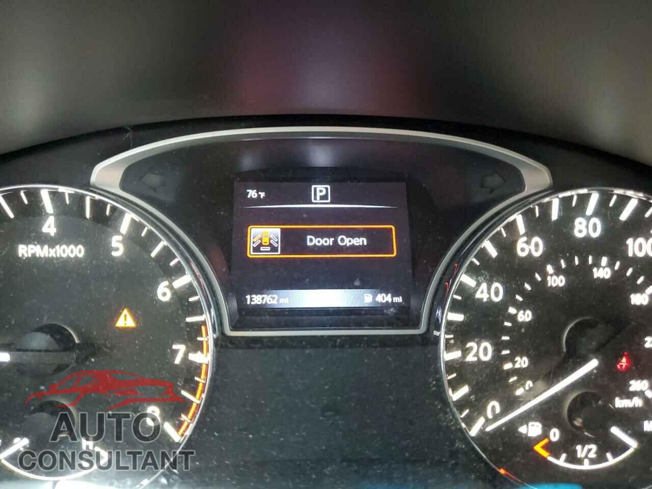 NISSAN PATHFINDER 2017 - 5N1DR2MNXHC675868