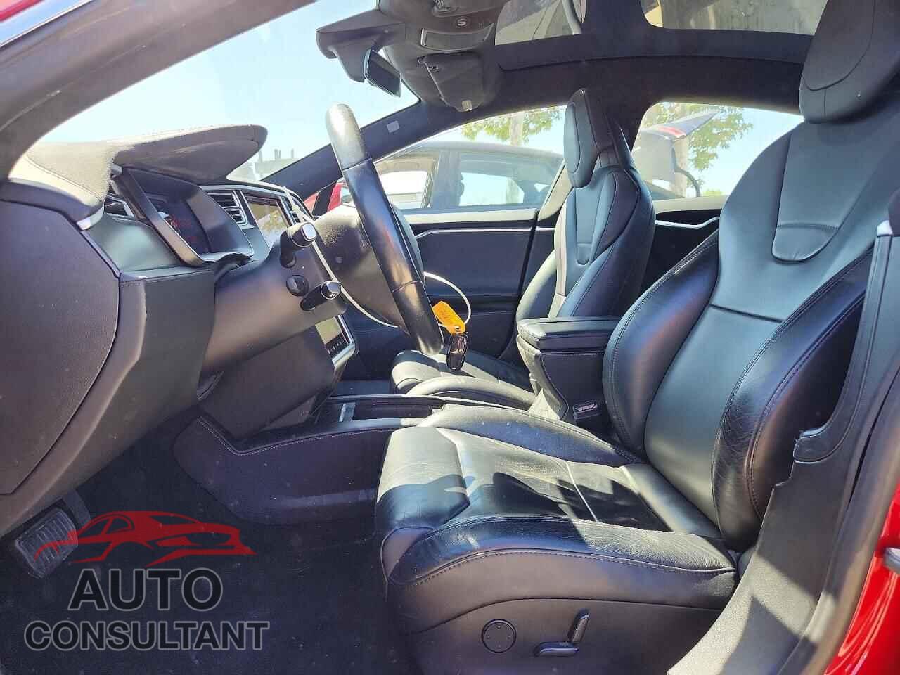 TESLA MODEL S 2017 - 5YJSA1E17HF191300