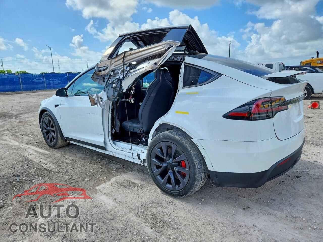 TESLA MODEL X 2024 - 7SAXCBE60RF439361