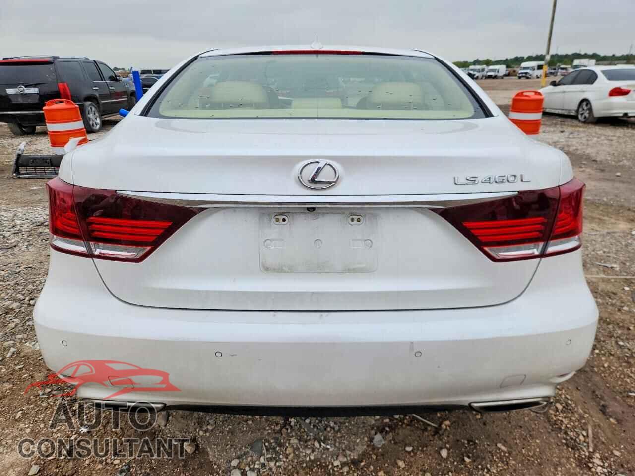 LEXUS LS460 2017 - JTHGL5EF8H5057950