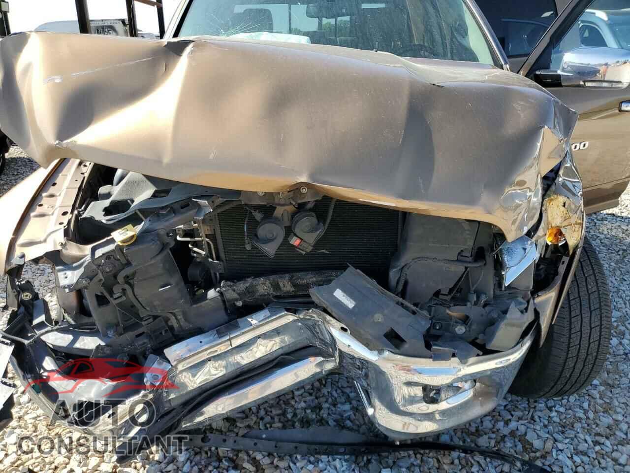 DODGE RAM 1500 2012 - 1C6RD6NT9CS232971