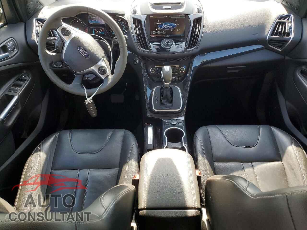 FORD ESCAPE 2013 - 1FMCU9J98DUD55494