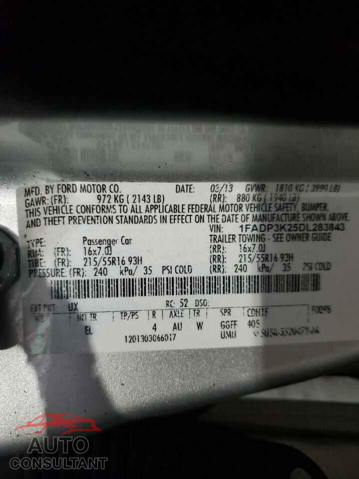 FORD FOCUS 2013 - 1FADP3K25DL283843
