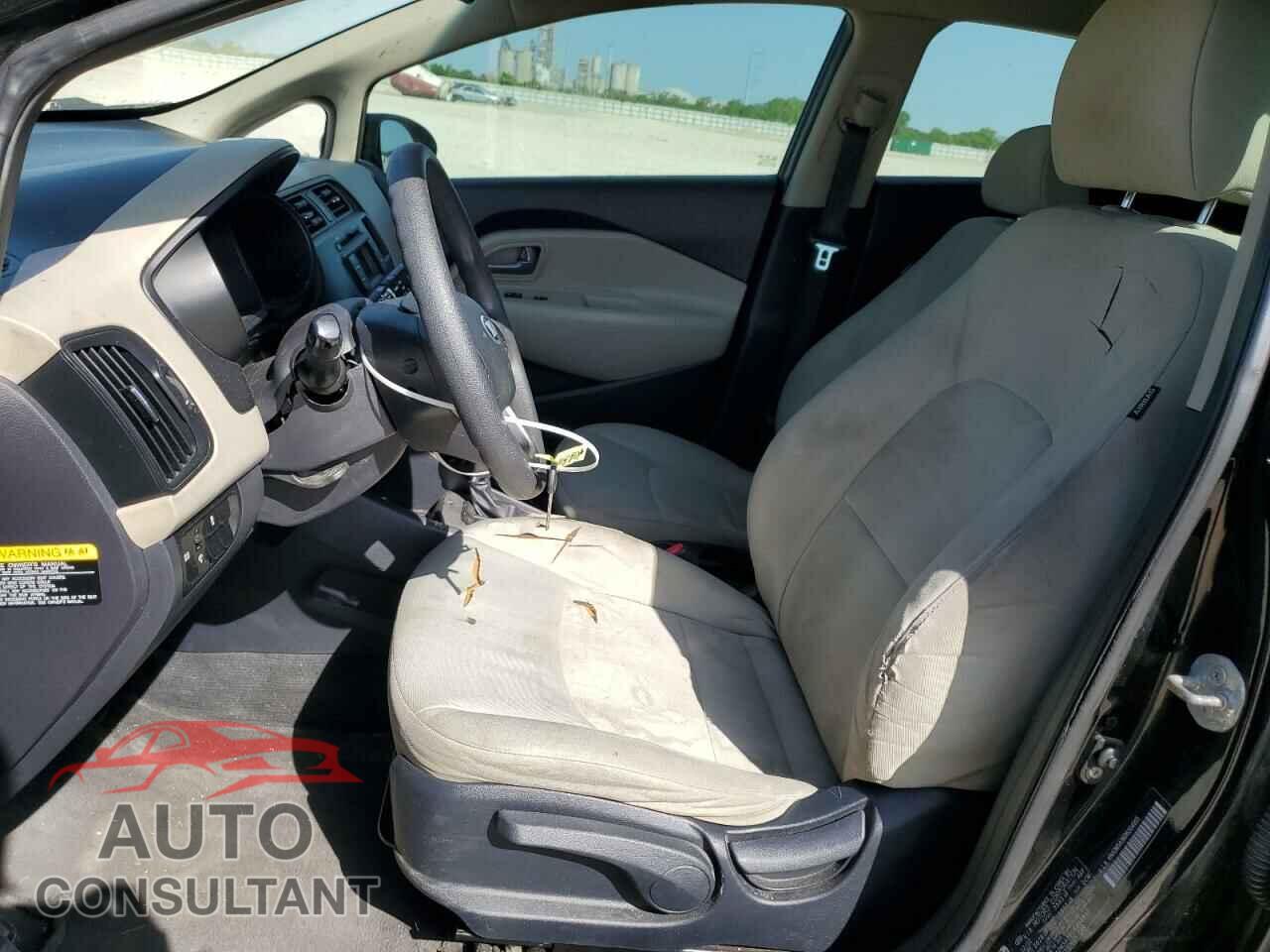 KIA RIO 2013 - KNADM5A36D6204815