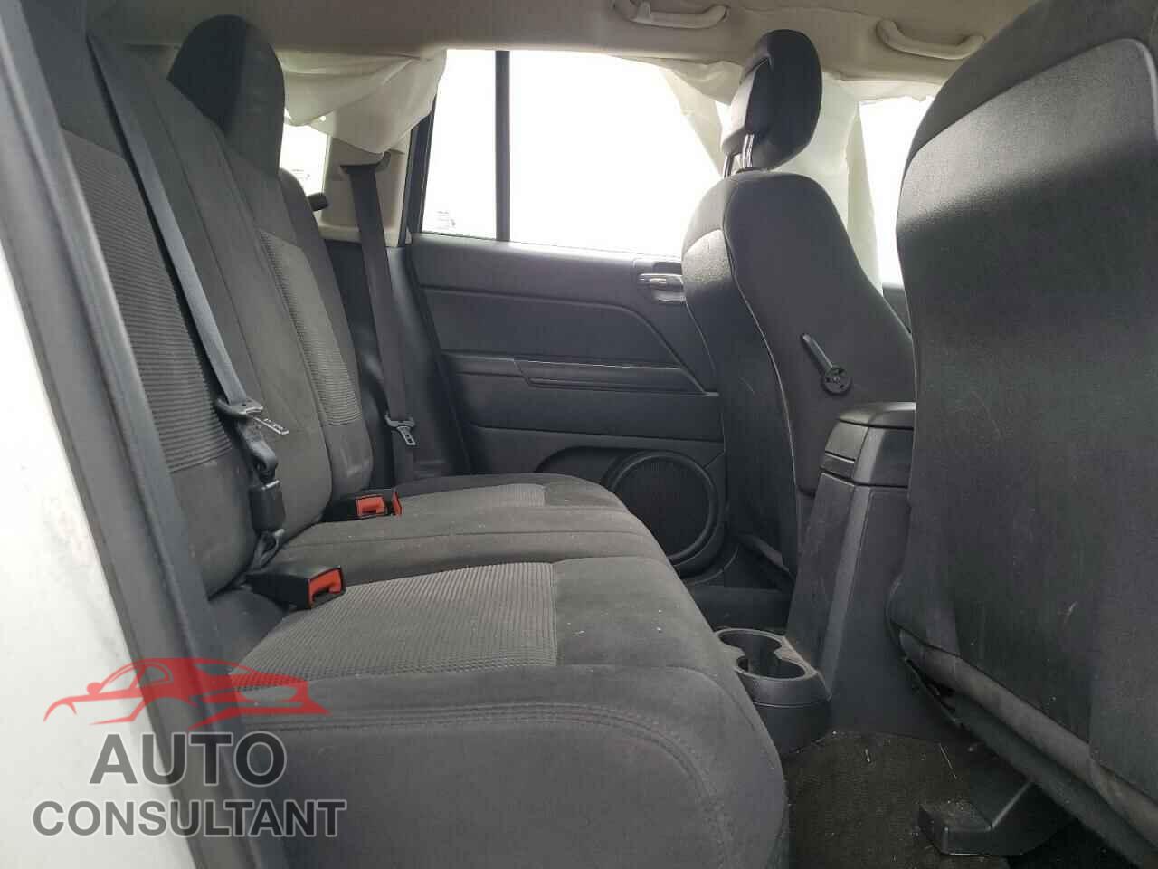 JEEP COMPASS 2015 - 1C4NJDBB8FD423645