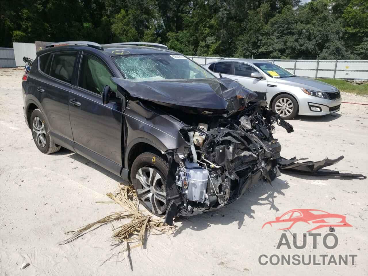 TOYOTA RAV4 2017 - JTMZFREVXHJ132588