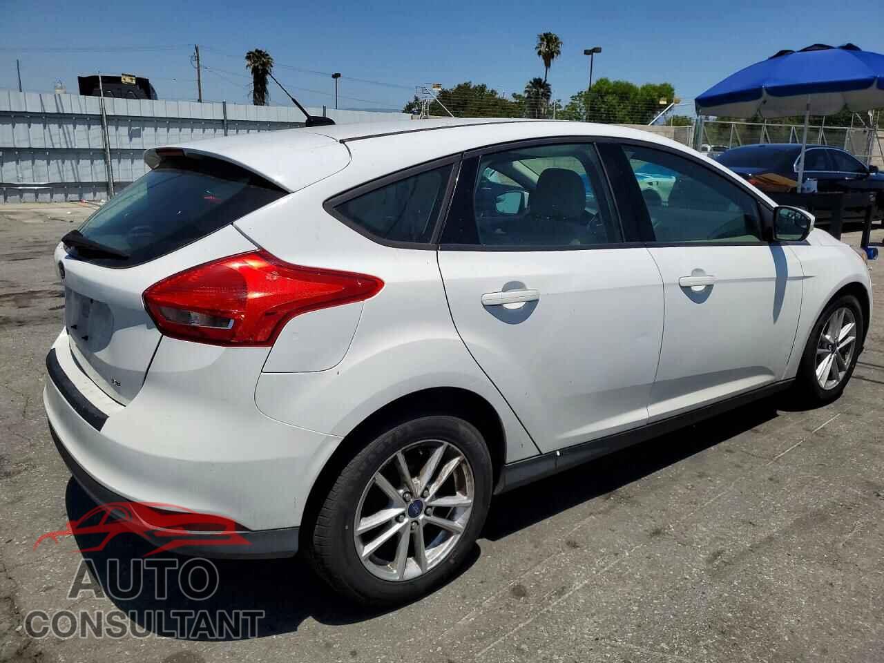 FORD FOCUS 2017 - 1FADP3K20HL248052