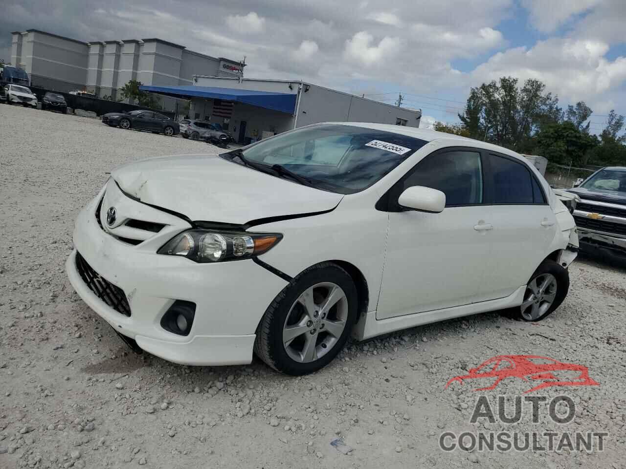 TOYOTA COROLLA 2013 - 5YFBU4EE9DP111179