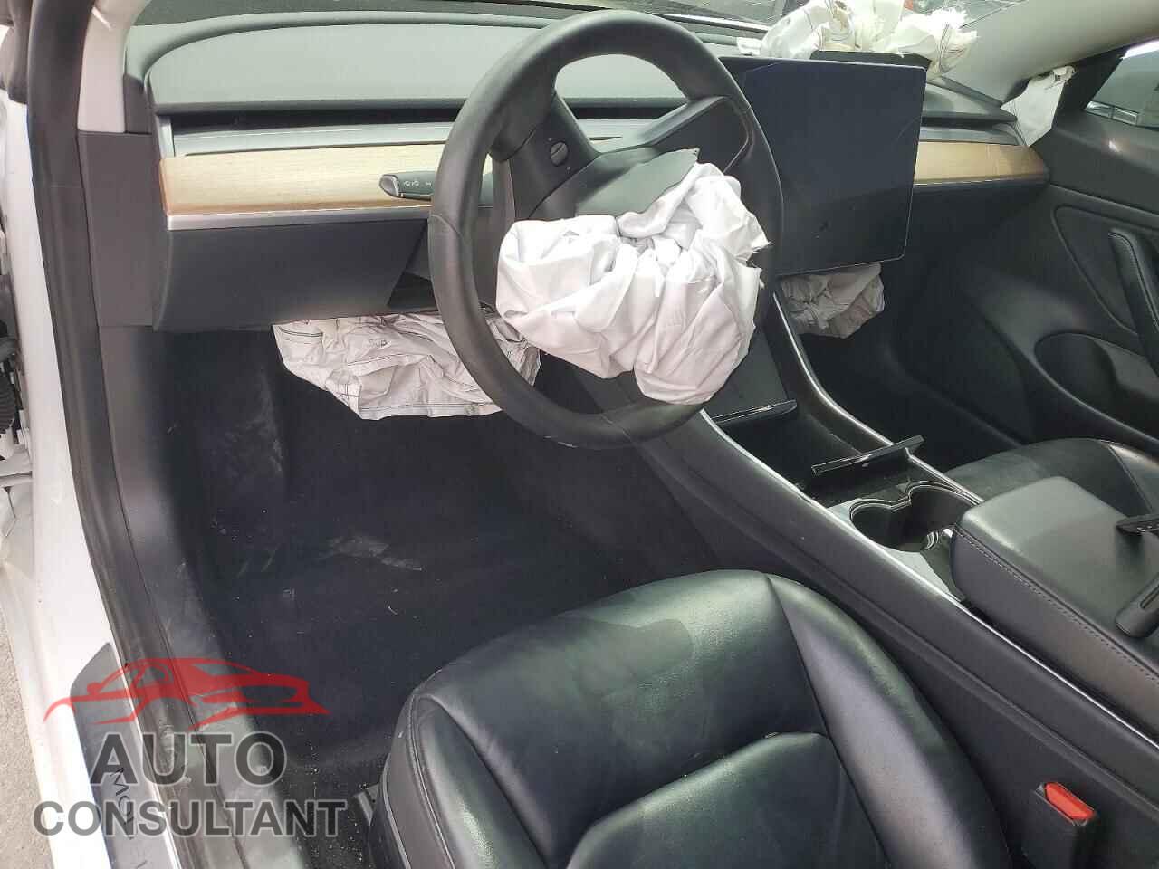 TESLA MODEL 3 2020 - 5YJ3E1EC1LF623849