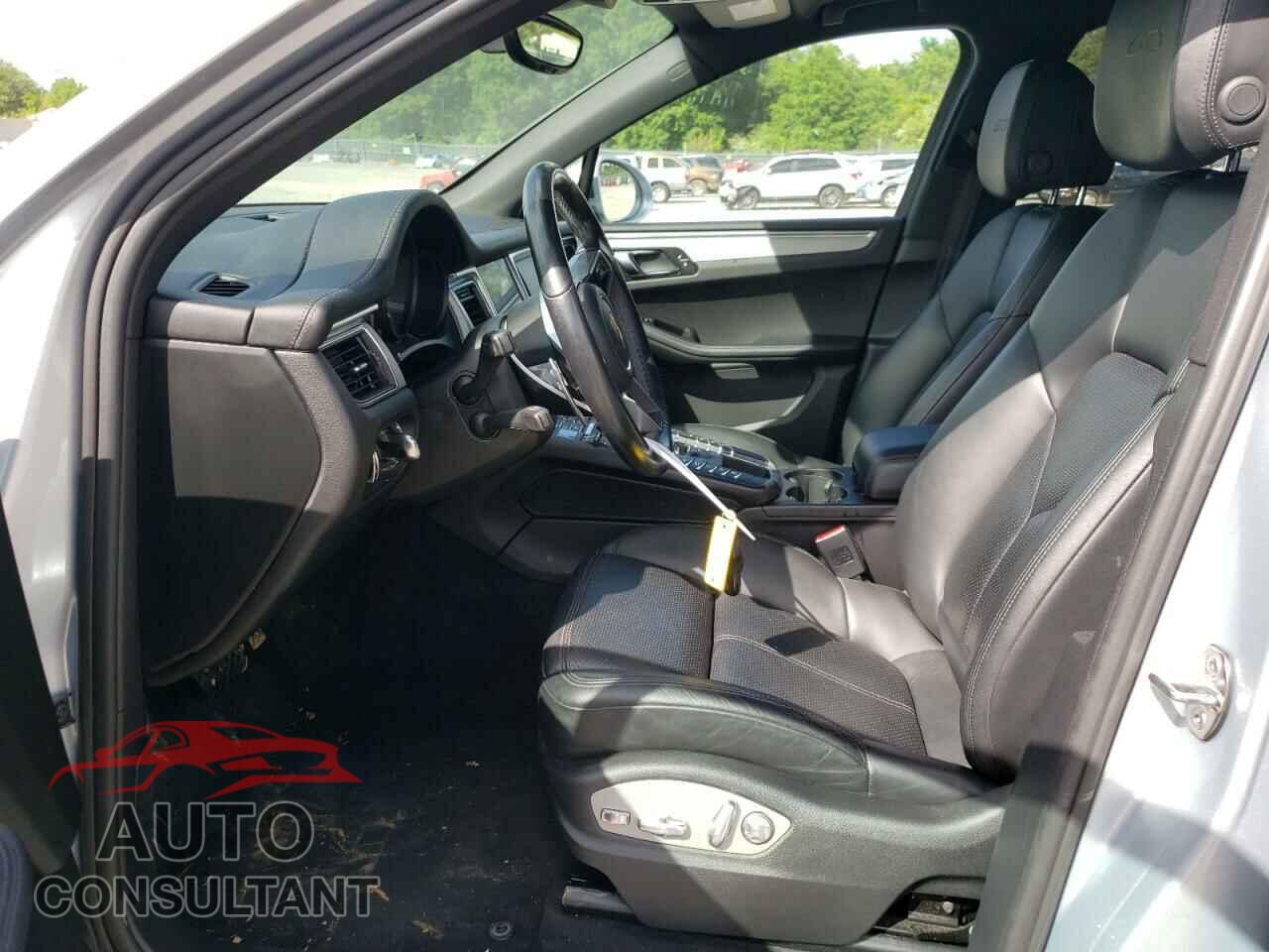 PORSCHE MACAN 2017 - WP1AG2A56HLB54209