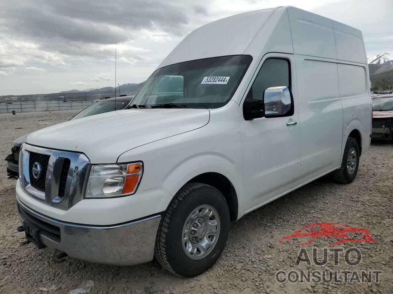 NISSAN NV 2017 - 1N6AF0LY3HN811856