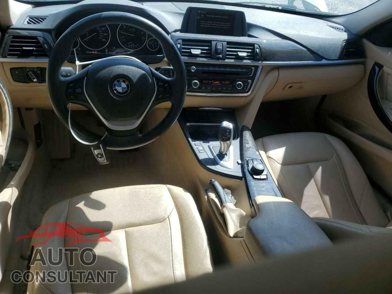 BMW 3 SERIES 2012 - WBA3A5C57CF257346