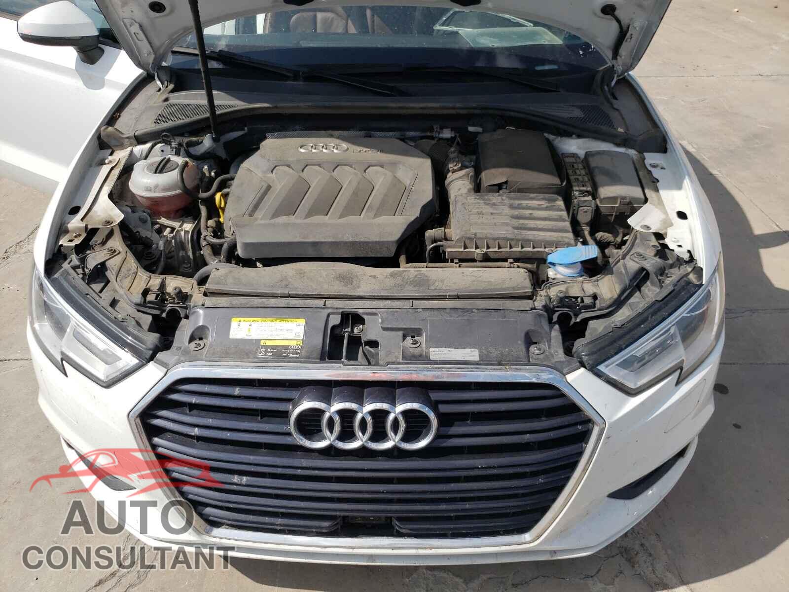 AUDI A3 2017 - WAUAUGFF4H1080662