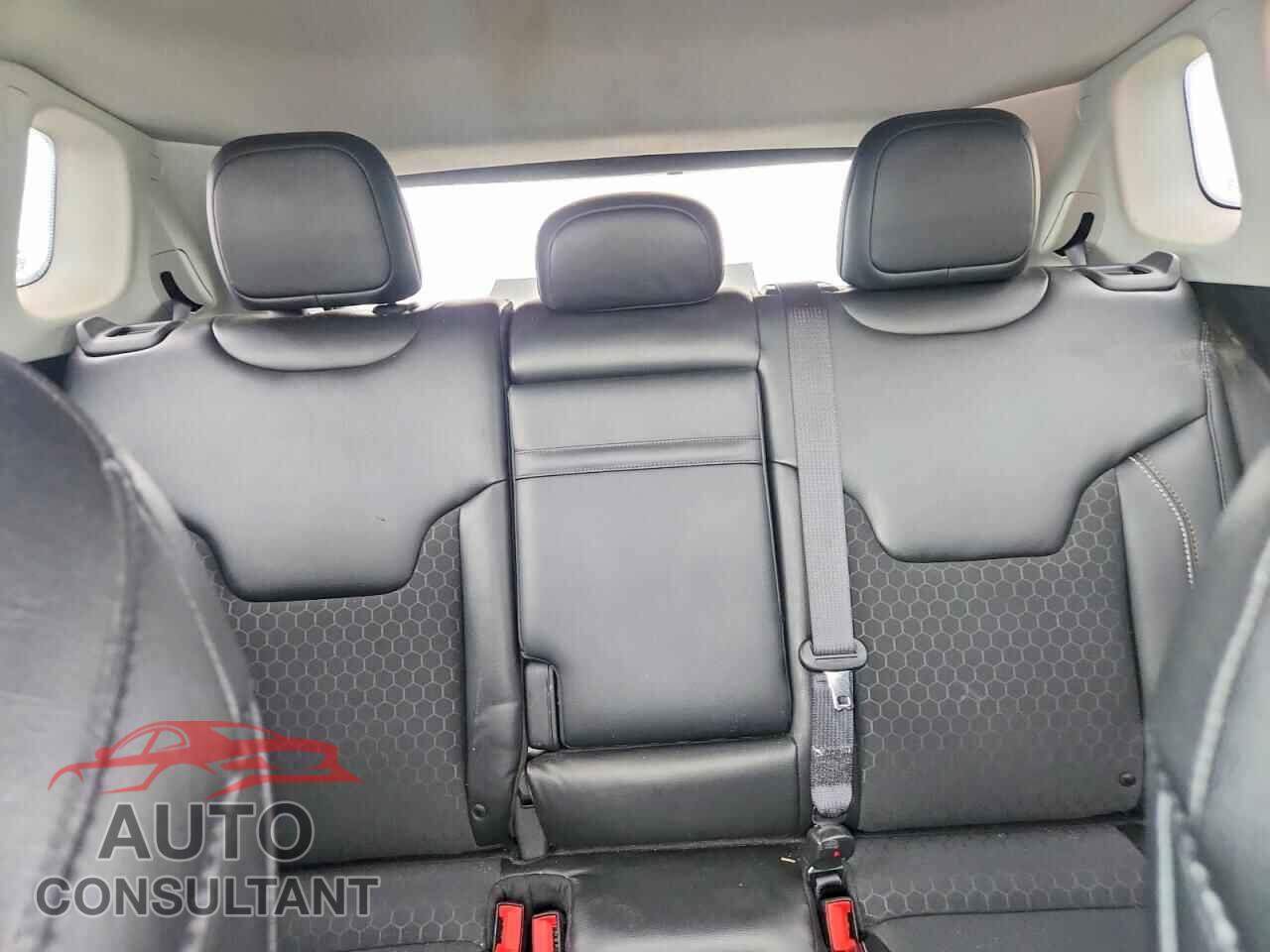 JEEP COMPASS 2019 - 3C4NJDBB5KT647511