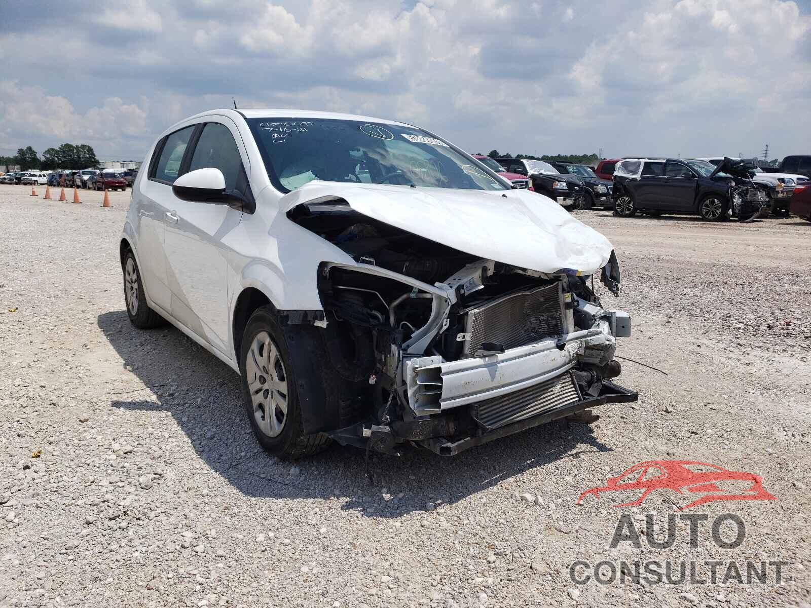 CHEVROLET SONIC 2020 - 1G1JG6SB2L4114976