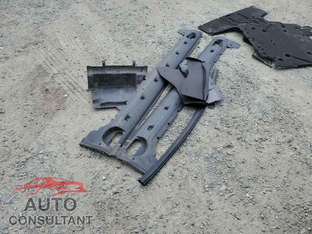 AUDI E-TRON 2021 - WA1LAAGE0MB000599