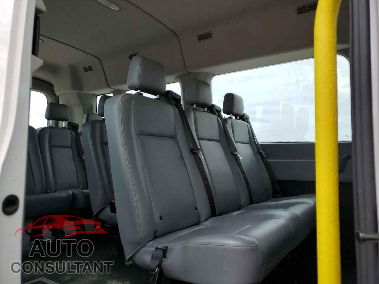 FORD TRANSIT 2018 - 1FBZX2CM3JKA58272