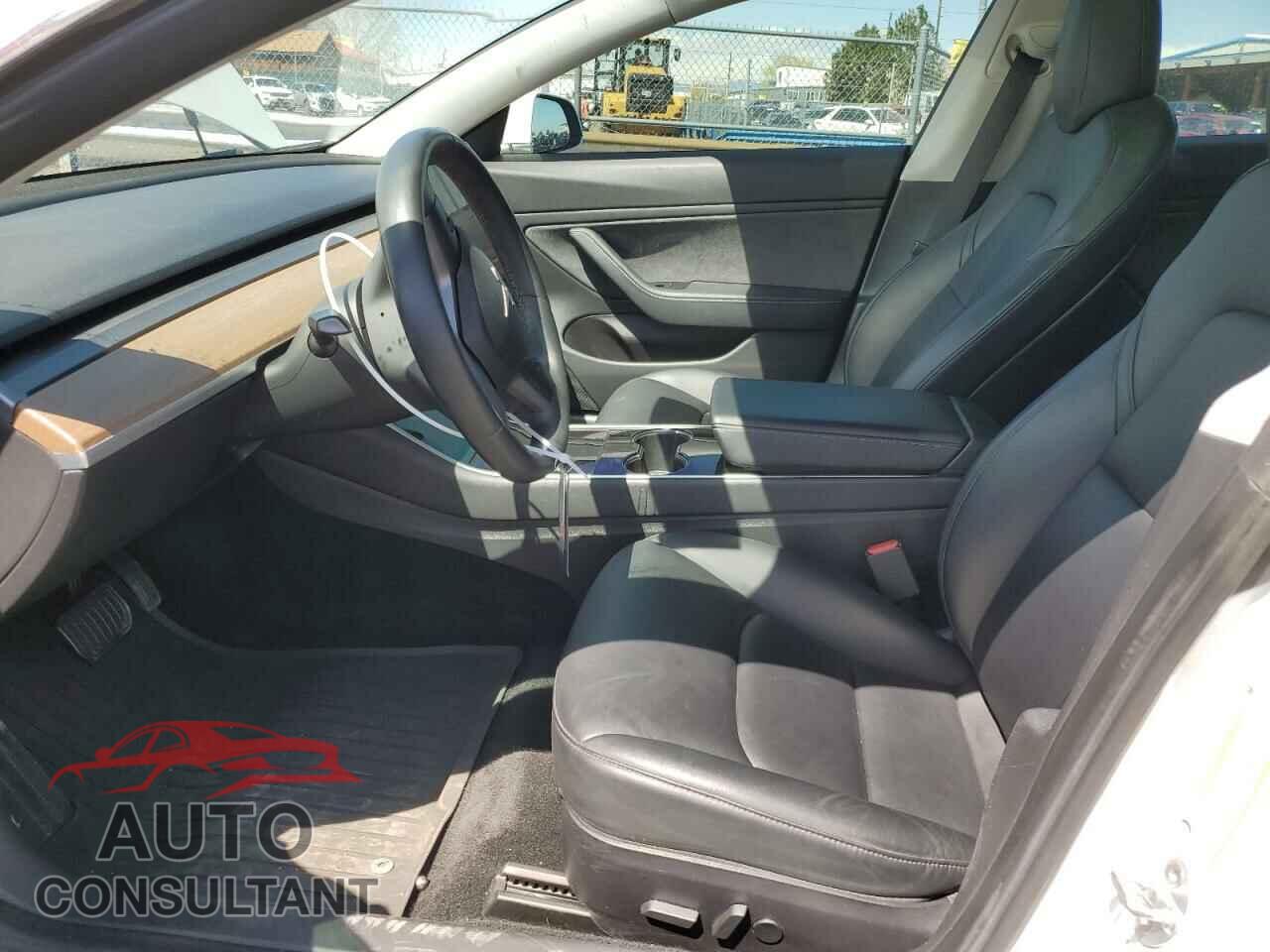 TESLA MODEL 3 2019 - 5YJ3E1EB9KF365750