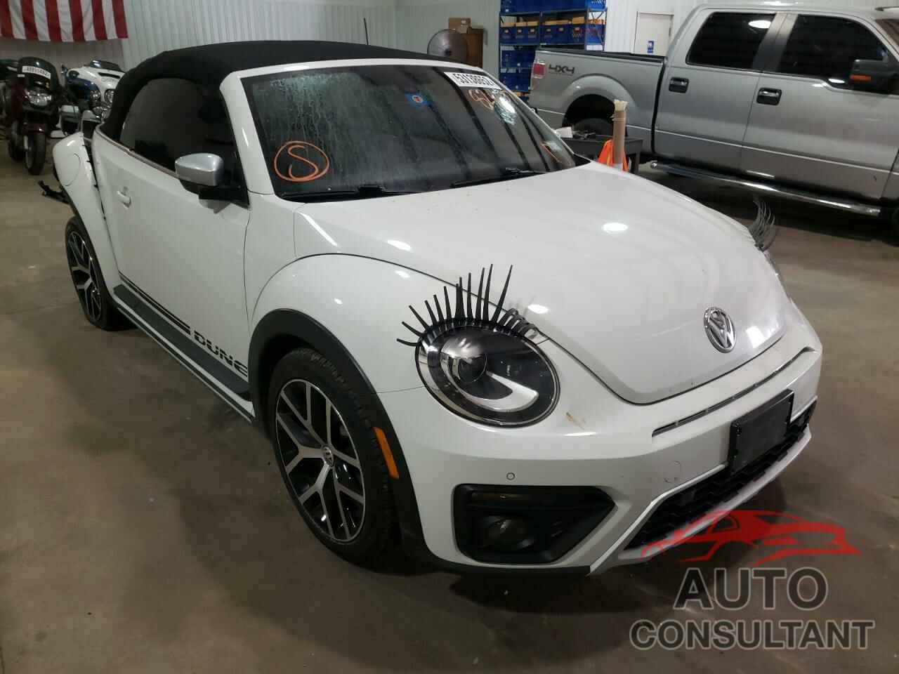 VOLKSWAGEN BEETLE 2017 - 3VWT17AT6HM824067