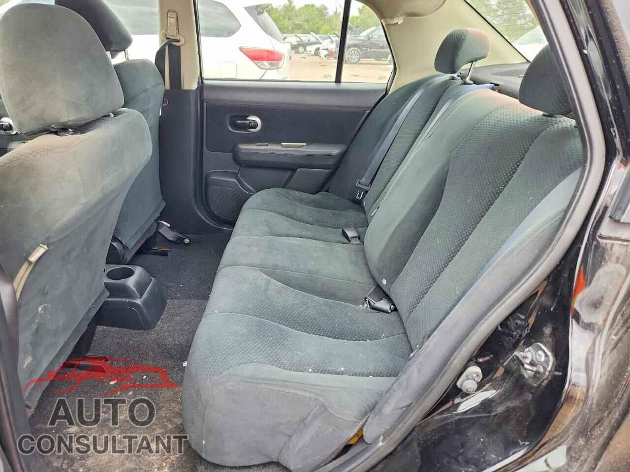 NISSAN VERSA 2011 - 3N1BC1AP1BL358458