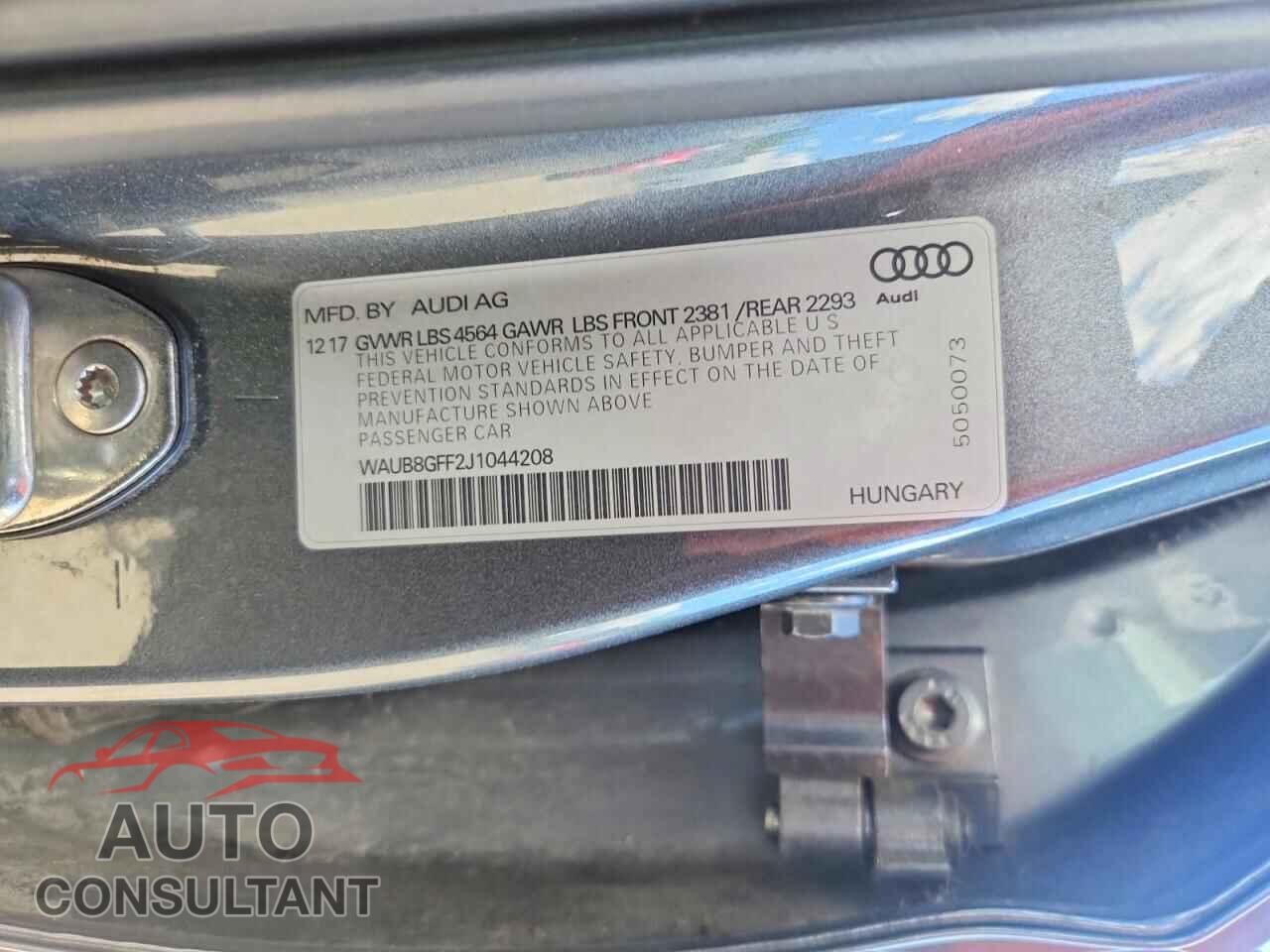 AUDI A3 2018 - WAUB8GFF2J1044208
