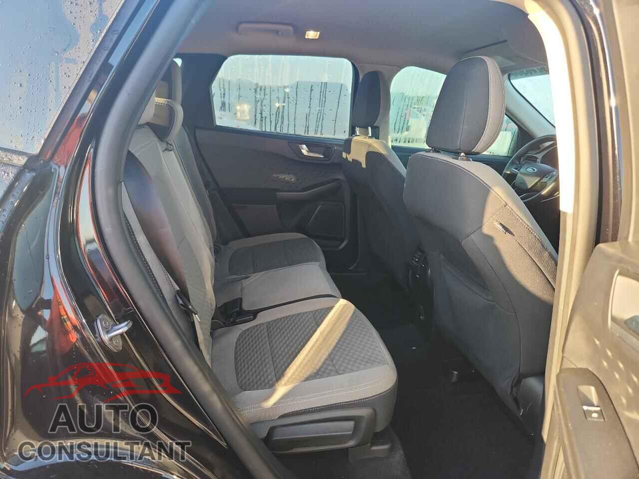 FORD ESCAPE 2020 - 1FMCU0G61LUA75195