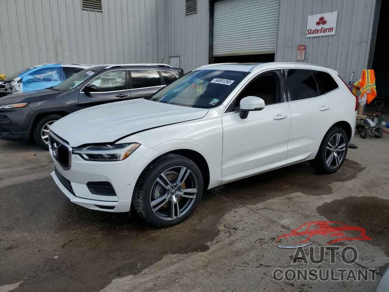VOLVO XC60 2018 - YV4A22RK7J1044617