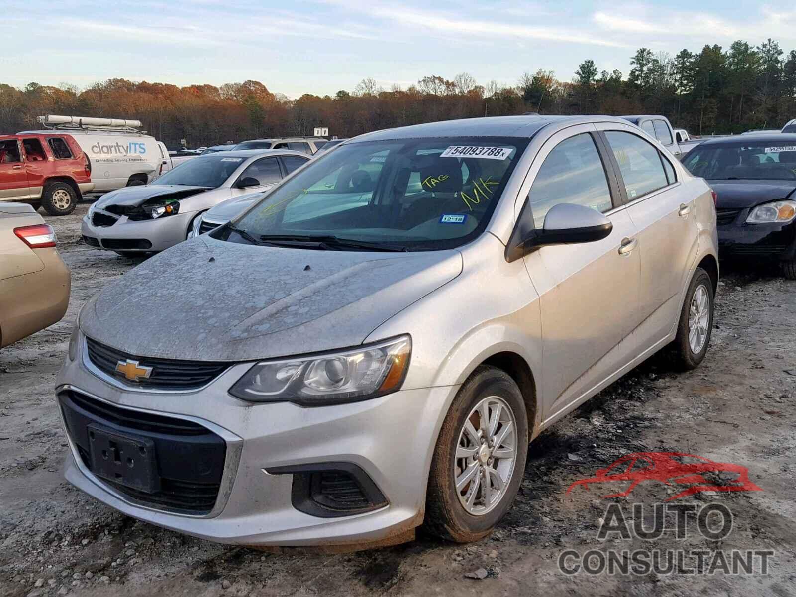 CHEVROLET SONIC 2017 - 1G1JD5SH8H4132509