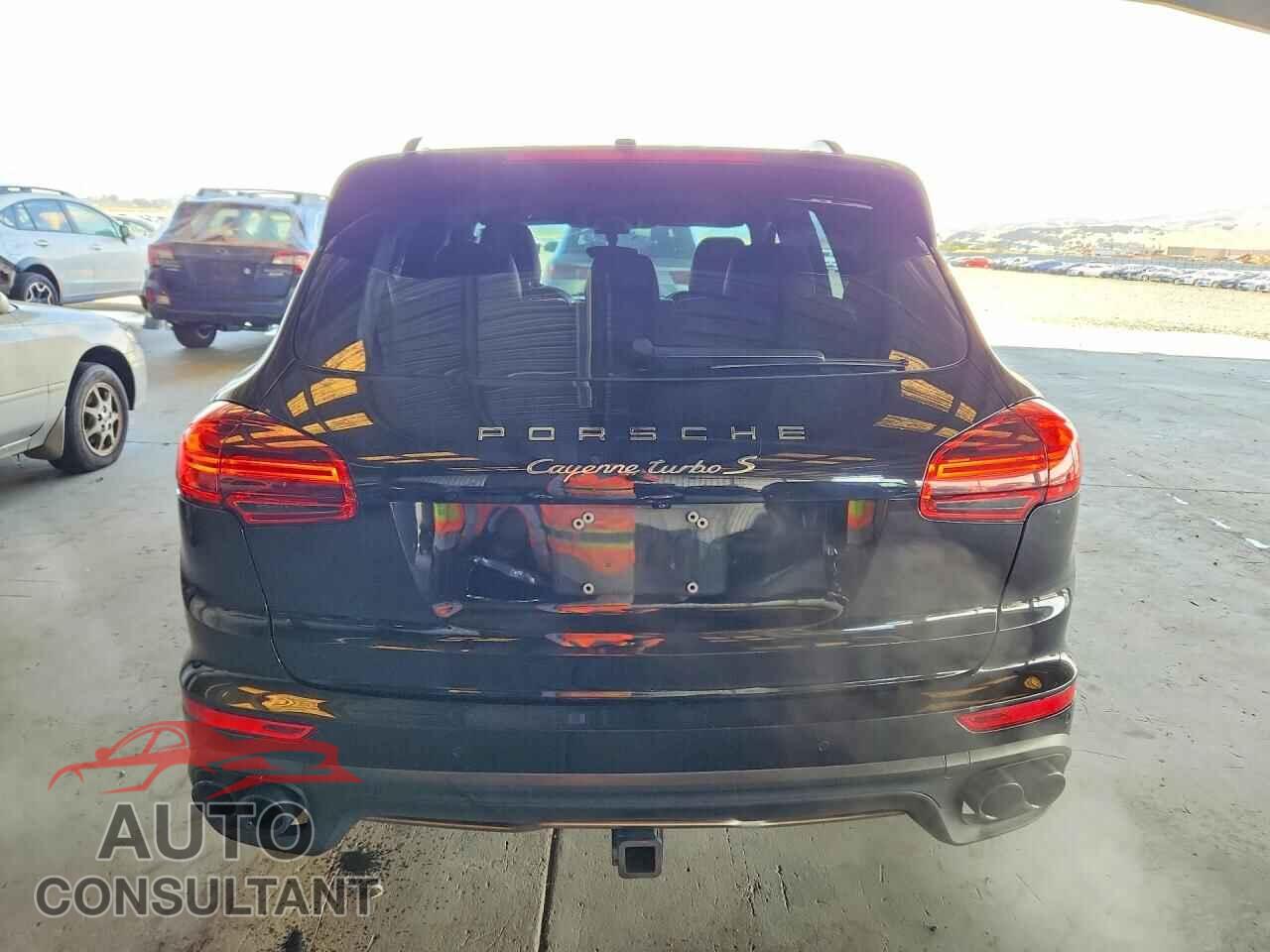 PORSCHE CAYENNE 2017 - WP1AC2A26HLA97026